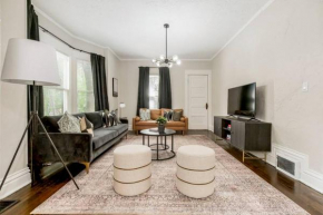 The Wolf of Westport 5 BR Theater Room